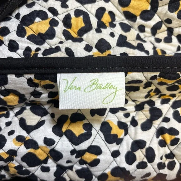NWOT Vera Bradley Large Weekender in Black Quilt - NWOT - Picture 8 of 13